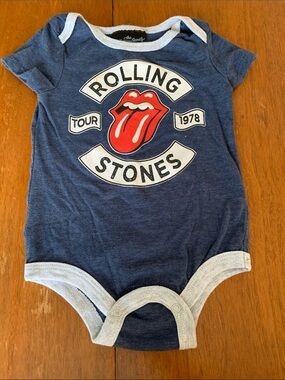 🍓3/$10 the Rolling Stones Navy Blue Baby Bodysuit with Red Tongue Graphic